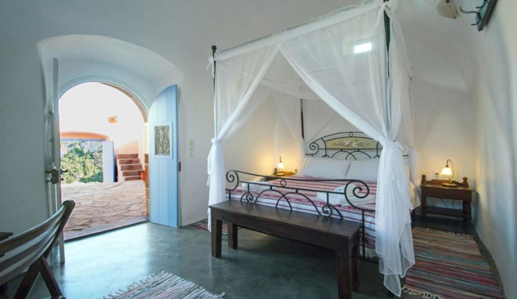 Abramis Rooms Mitáta Esterno foto